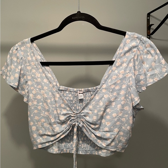 Garage Ruched Blue Floral Crop Top - Picture 2 of 4